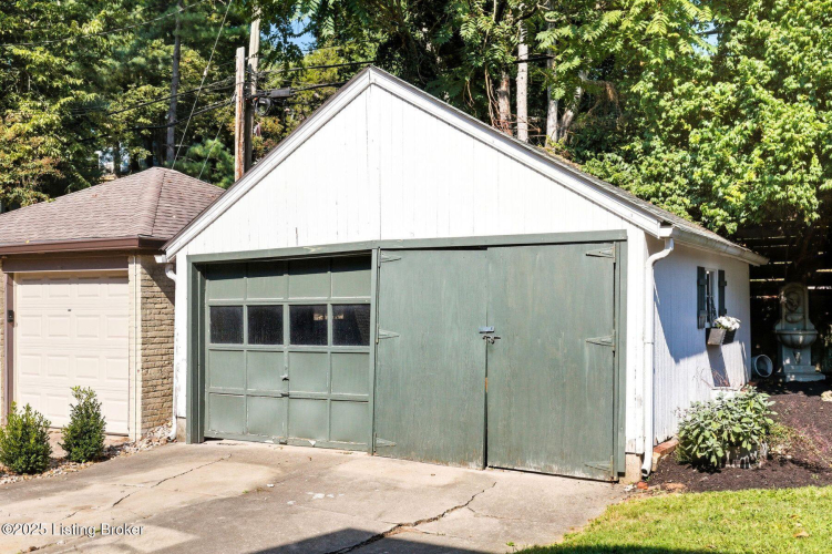 Listing Image 52