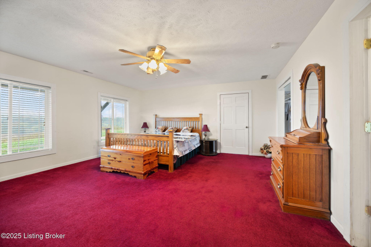 Listing Image 106