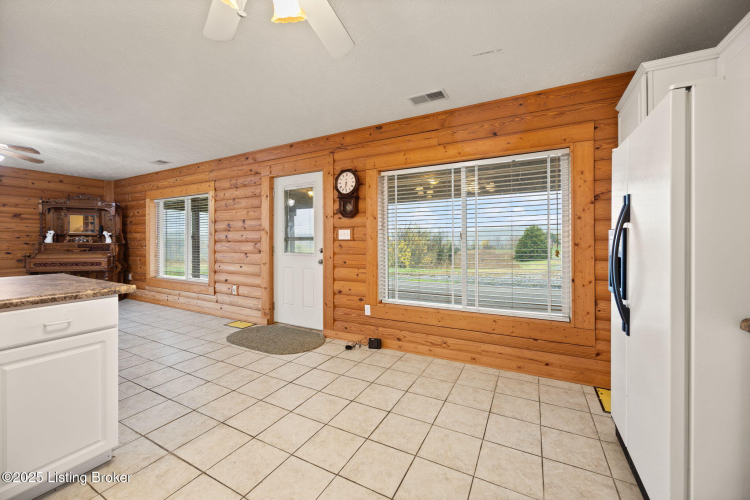 Listing Image 98