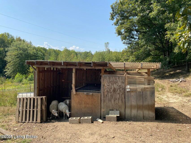 Listing Image 23