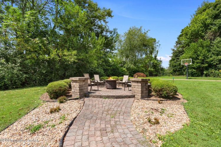 Listing Image 102