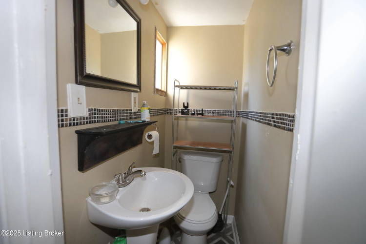 Listing Image 31