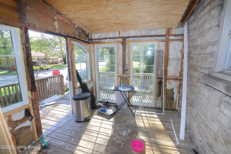 Listing Image 42