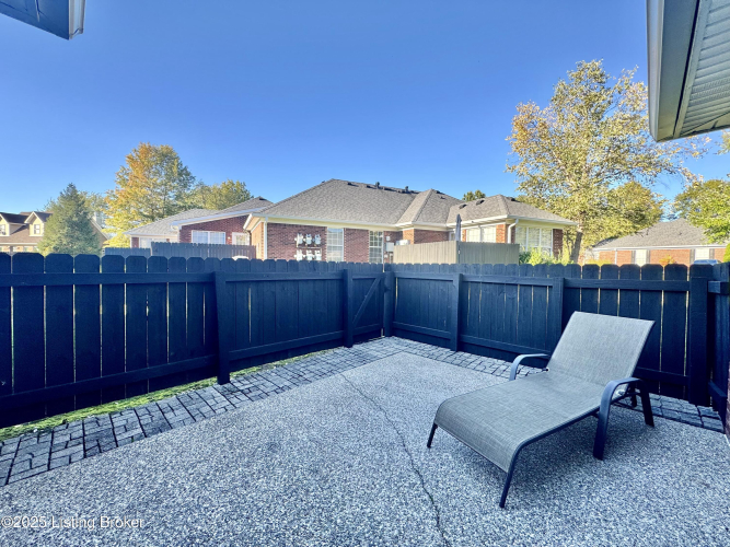 Listing Image 24
