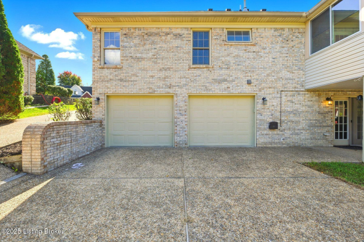Listing Image 48