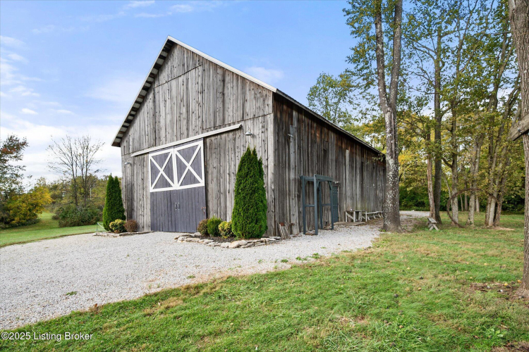 Listing Image 58