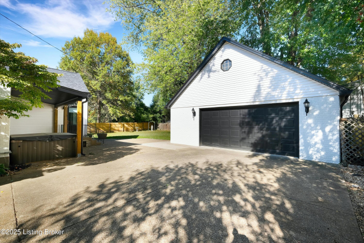 Listing Image 55
