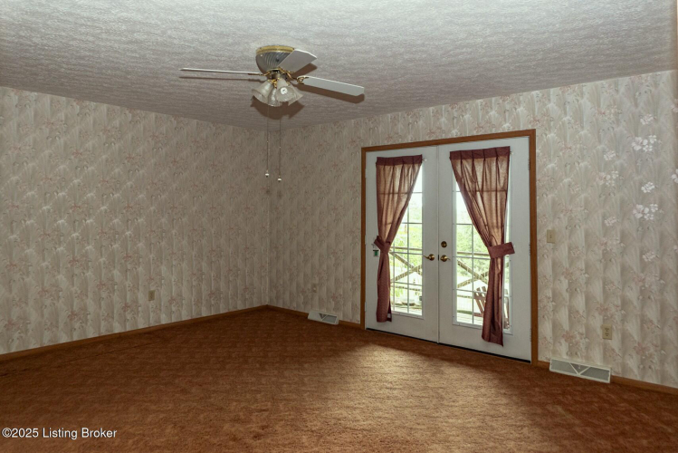 Listing Image 61