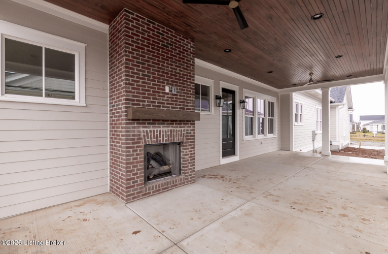 Listing Image 8