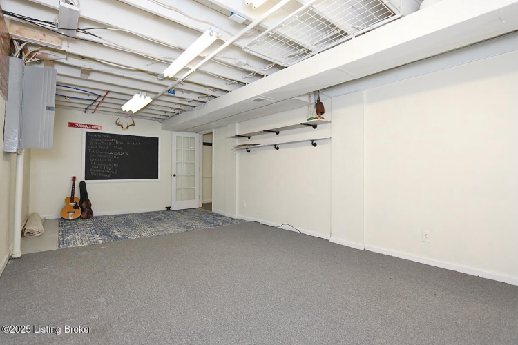 Listing Image 37