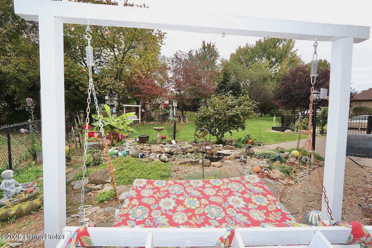 Listing Image 47