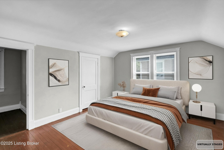Listing Image 15