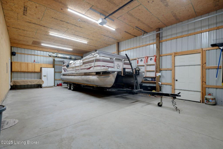 Listing Image 28