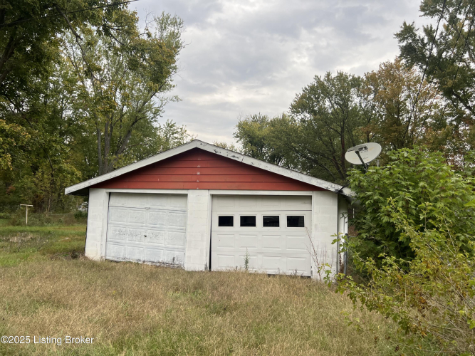 Listing Image 22