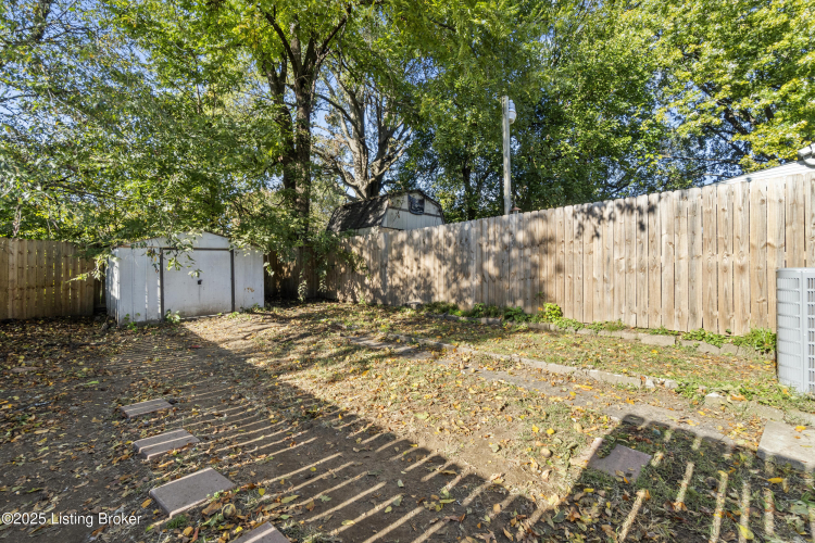 Listing Image 21