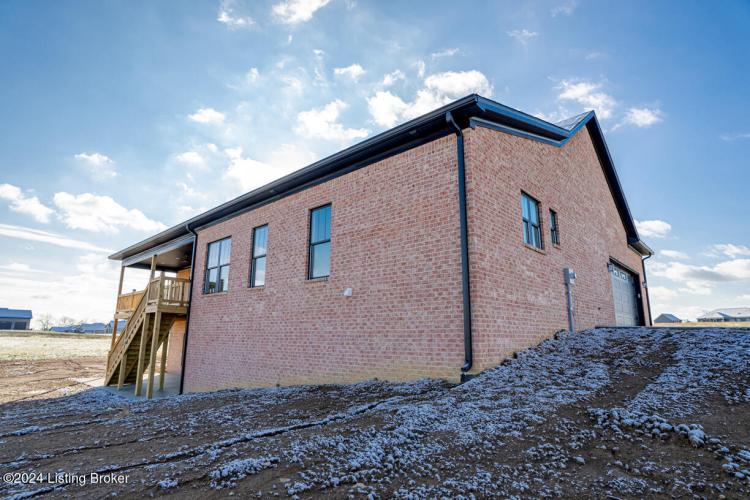 Listing Image 84