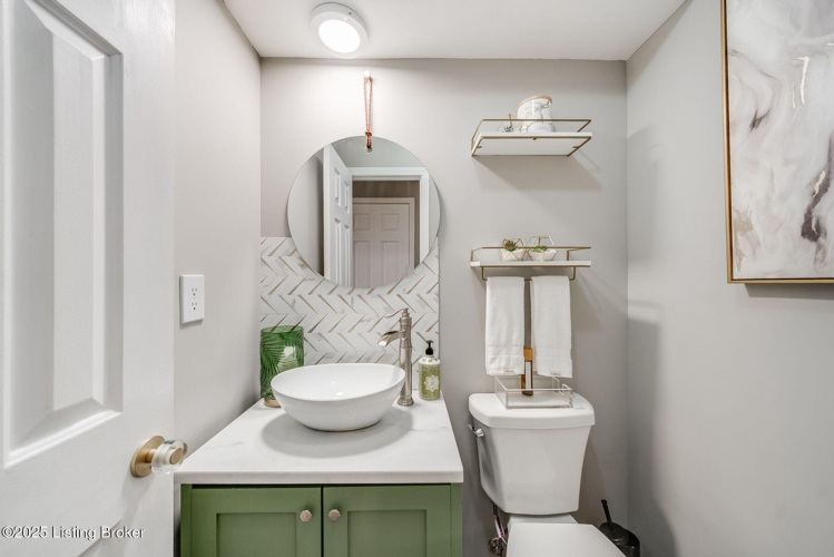 Listing Image 19