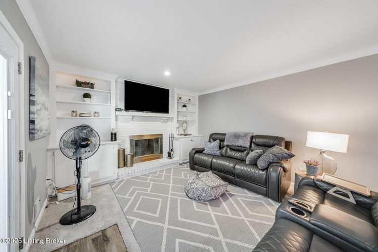 Listing Image 24