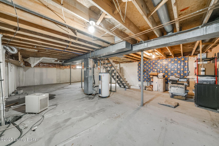 Listing Image 41