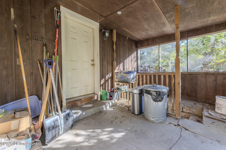Listing Image 28