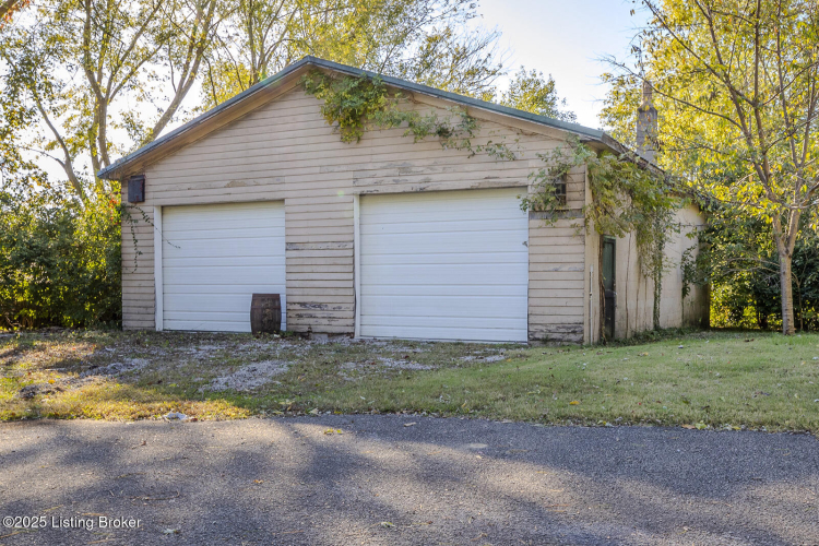 Listing Image 30