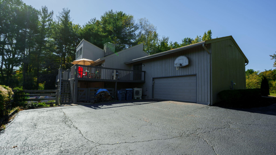 Listing Image 52