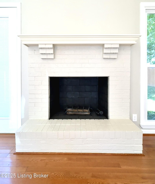 Listing Image 13