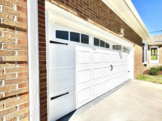 Listing Image 53