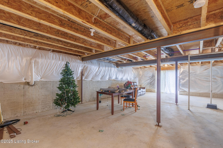 Listing Image 33
