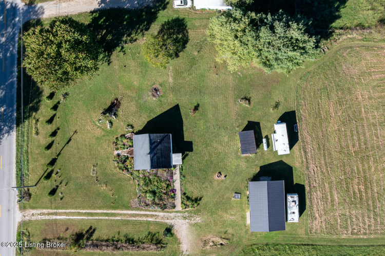 Listing Image 24