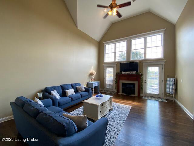 Listing Image 4