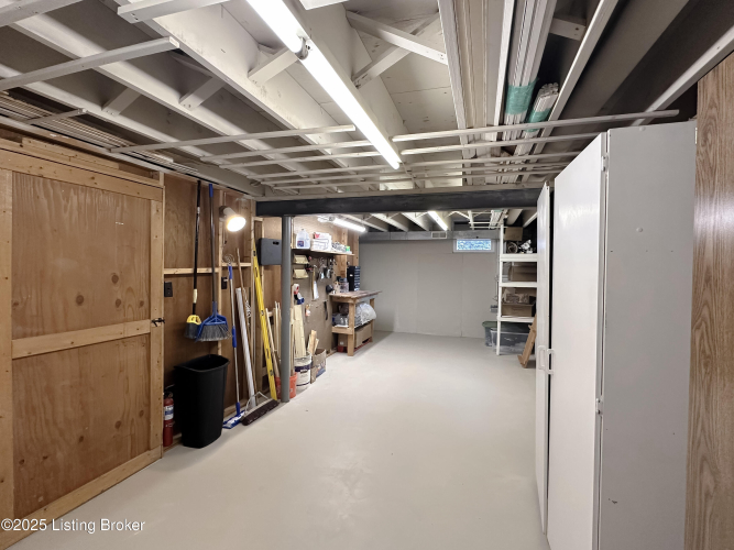 Listing Image 41