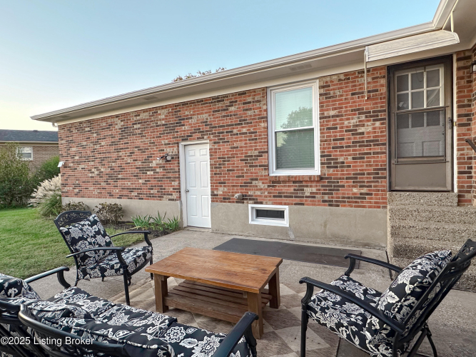 Listing Image 45