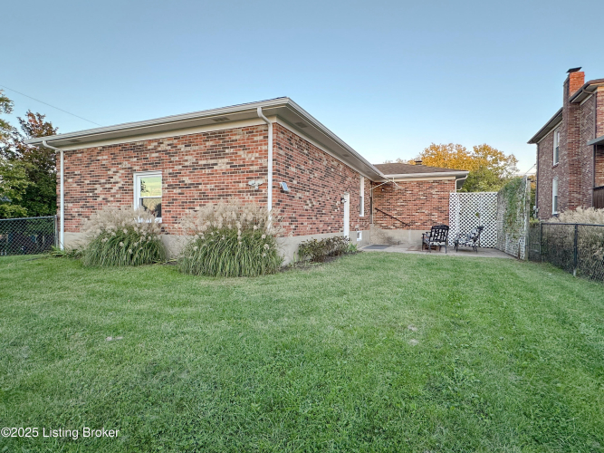 Listing Image 48