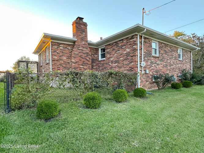 Listing Image 49