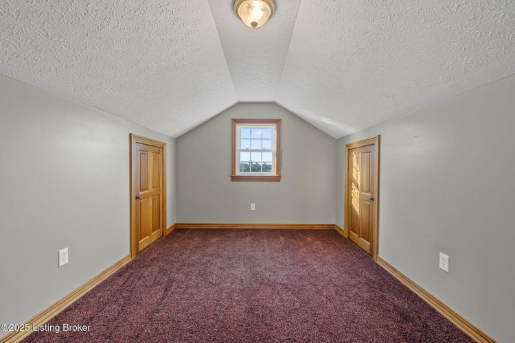 Listing Image 27