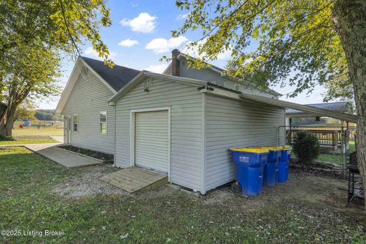 Listing Image 36