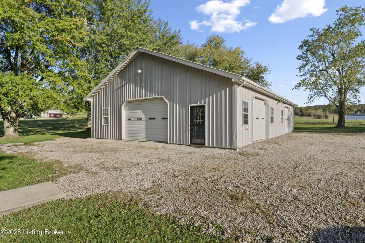 Listing Image 37