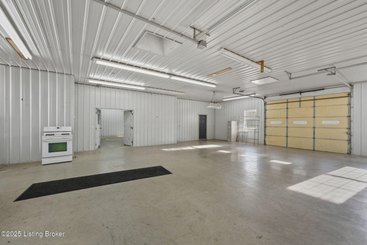 Listing Image 39