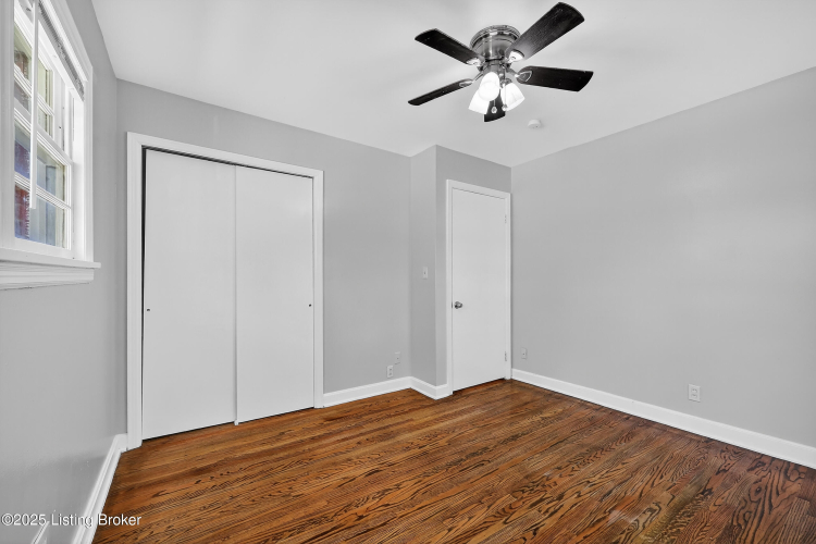Listing Image 37