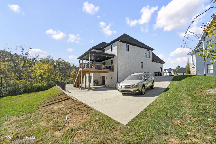 Listing Image 54