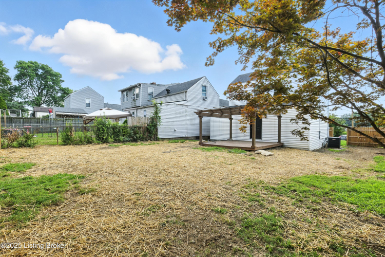 Listing Image 24