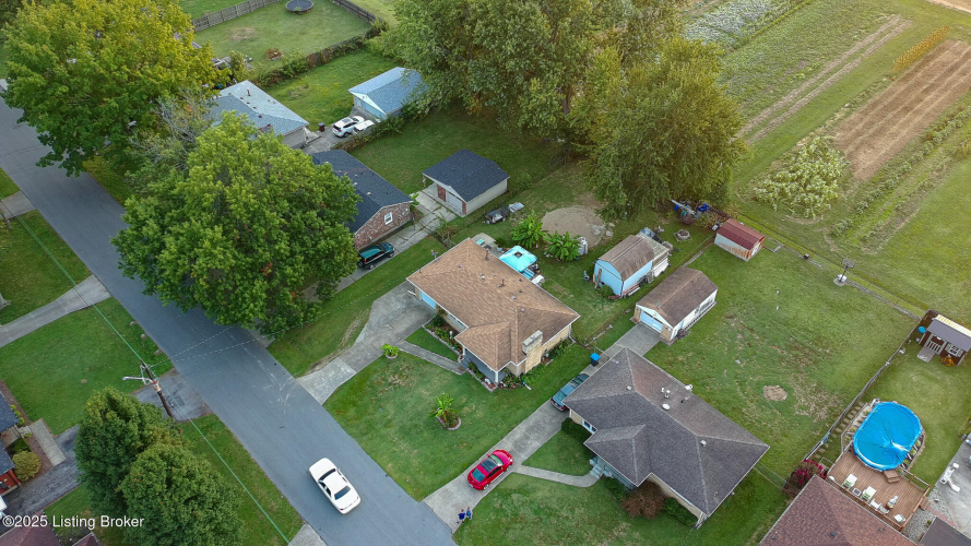 Listing Image 44