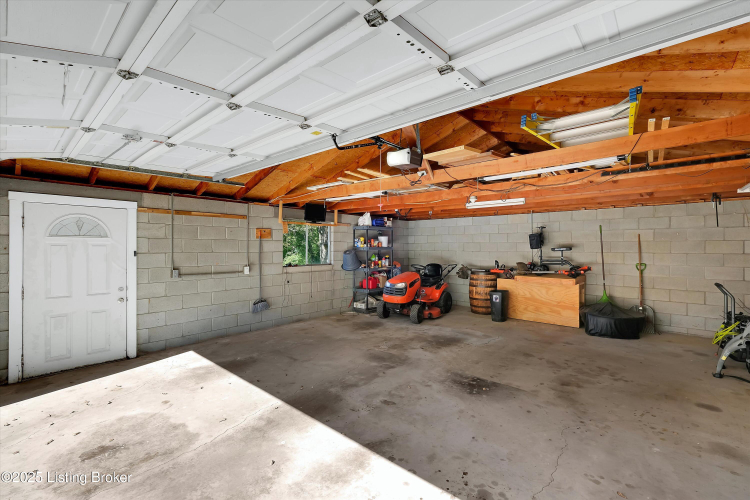 Listing Image 39