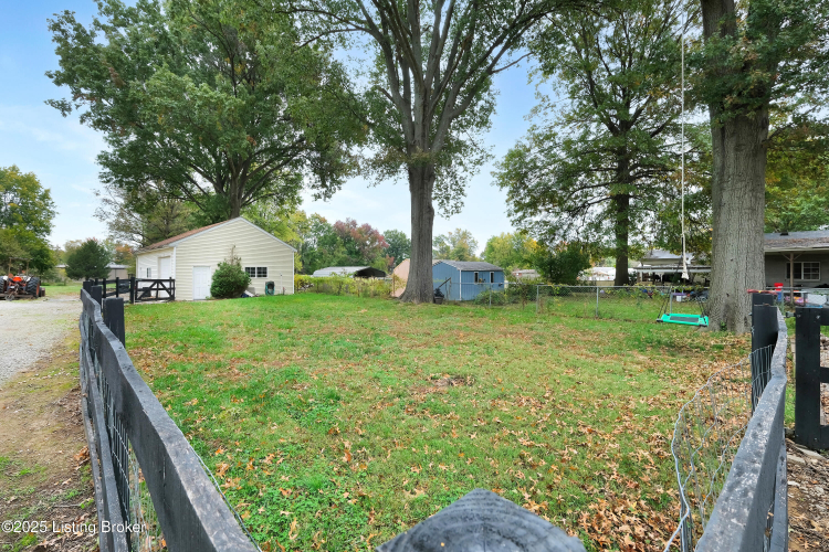Listing Image 45