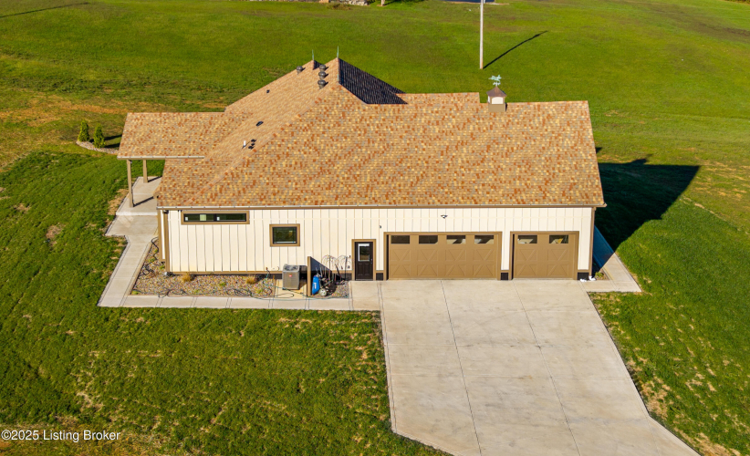 Listing Image 59