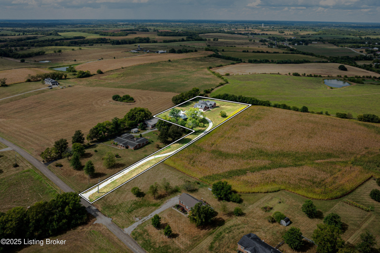 Listing Image 16