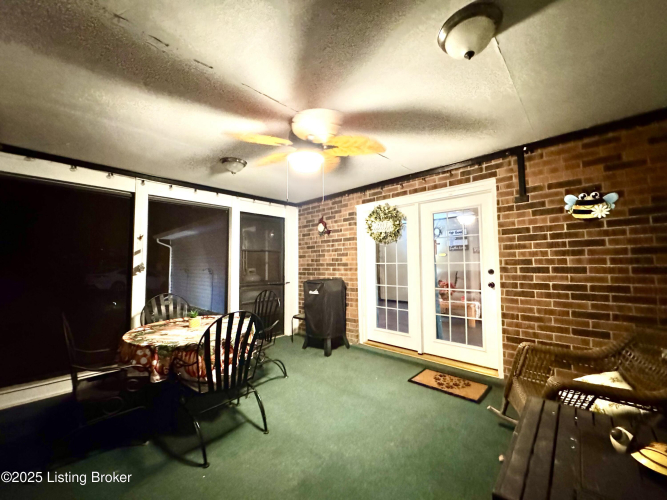 Listing Image 61