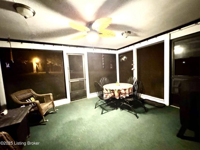 Listing Image 64