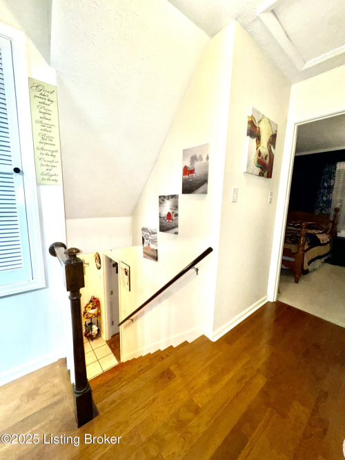 Listing Image 83